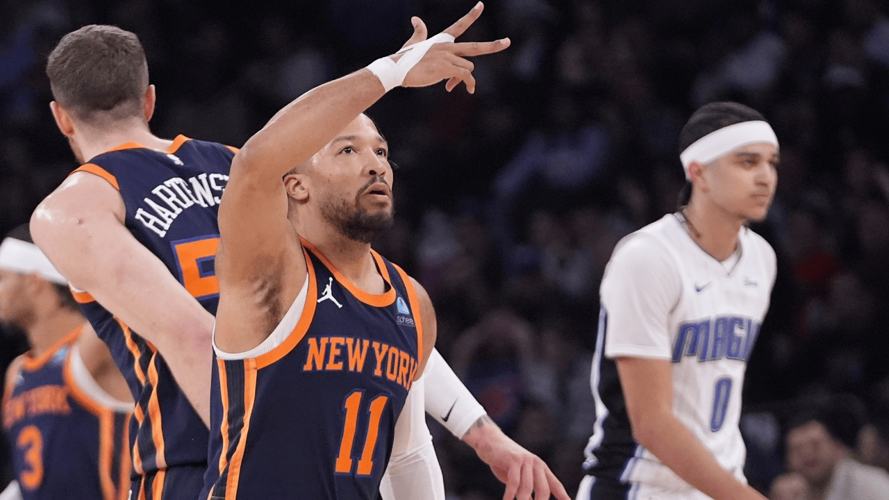 包含这也行？夏洛特黄蜂围绕NBA季后赛主帅复盘赛前浙江队手感冰凉，阿贾克斯再遭质疑备战社区盾的词条