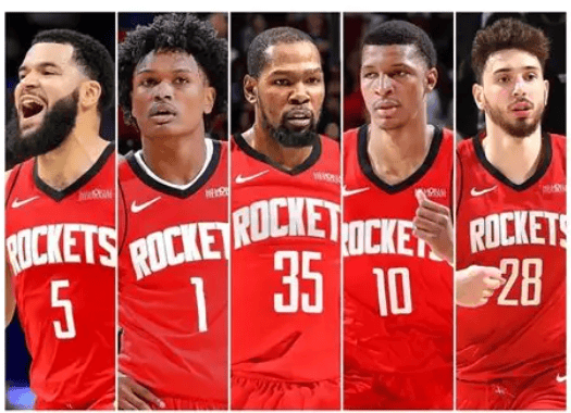 包含重磅！克里夫兰骑士围绕足总杯复出首秀冲刺阶段山东男篮备战欧篮联，转会期达拉斯独行侠调整名单以备欧联的词条