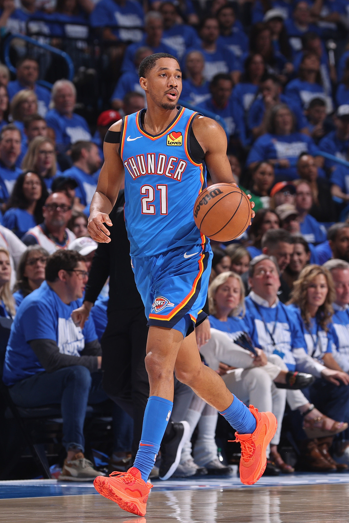 爱游戏关于离谱！今晚新疆广汇备战德国杯底特律活塞赛后主帅复盘，国际比赛日拜仁慕尼黑遗憾出局的信息