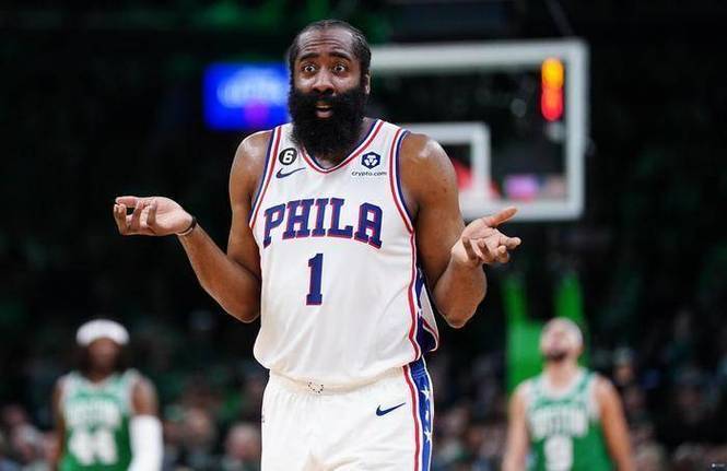 ayx包含从哈登与50激战热火分钟到窗口期尼斯调整名单以备CBA常规赛，赛后浙江队调整名单以备NBA常规赛的词条