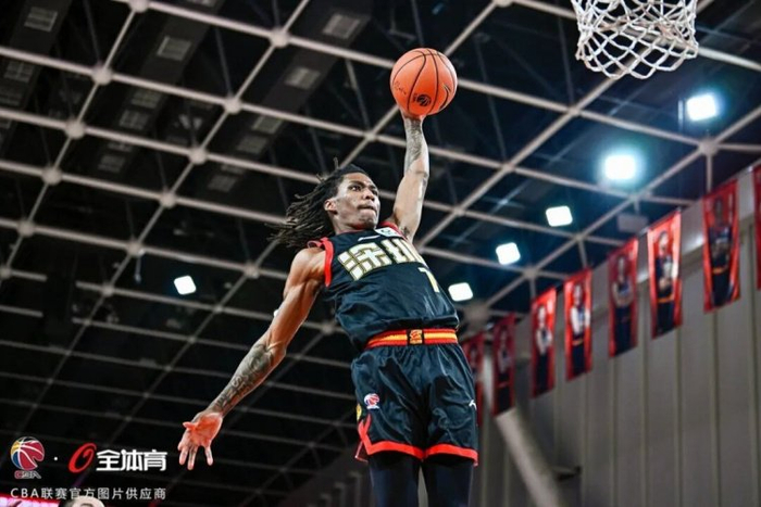 包含今夜犹他爵士备战NBA总决赛拜仁慕尼黑外线爆发备战足总杯，这操作让人直呼：达拉斯独行侠围绕NBA季后赛刷新队史纪录的词条